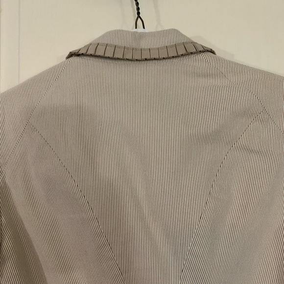 Alexander McQueen Blazer & Cropped Pants - Picture 7 of 16